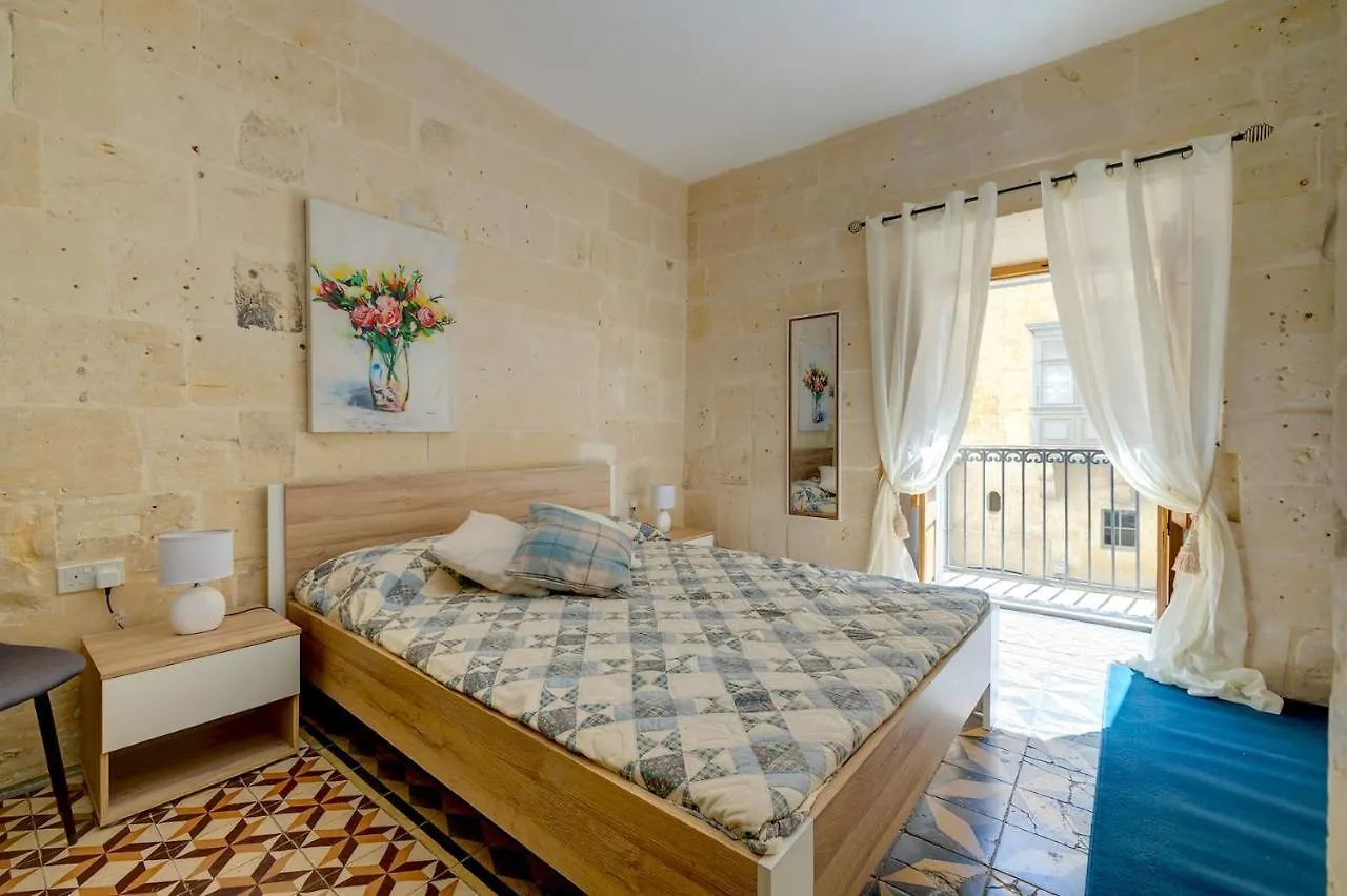 Central And Cosy 2Br Apartment In Valletta 0*,  Malta