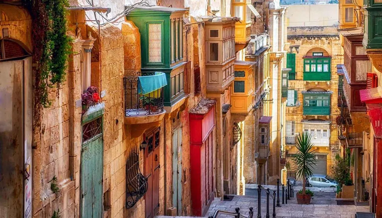 Central And Cosy 2Br Apartment In Valletta Malta